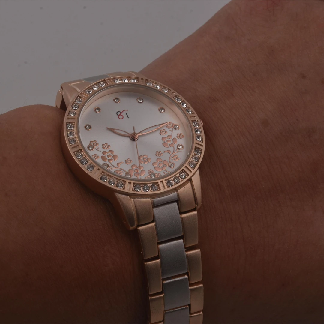 防水高颜值女士手表夜光时尚潮流经典名表轻奢轻奢腕表时尚女表