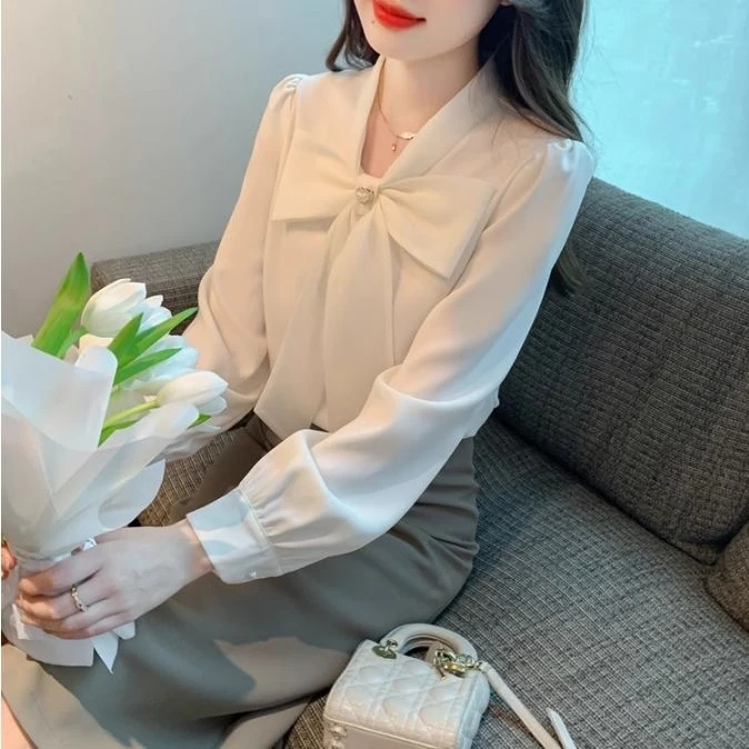 EE 纯色领口蝴蝶结 F012