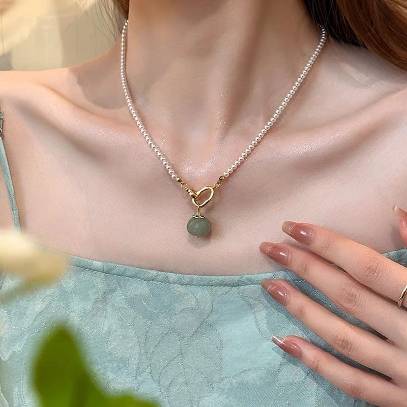 合金仿珍珠吊坠 新中式南瓜吊坠仿珍珠项链女轻奢小众锁骨链颈链