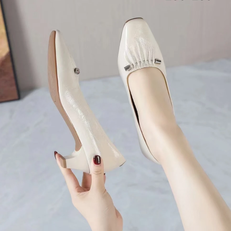 女鞋 真皮 时尚 中跟气质百搭粗跟浅口方头