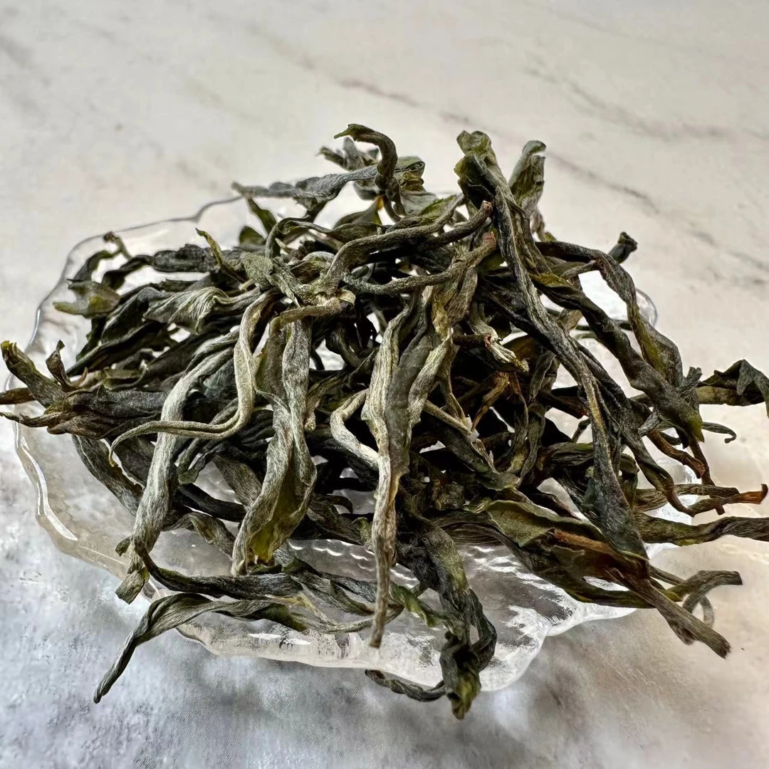 2025年云南普洱茶生茶【薄荷塘周边】头春散茶
