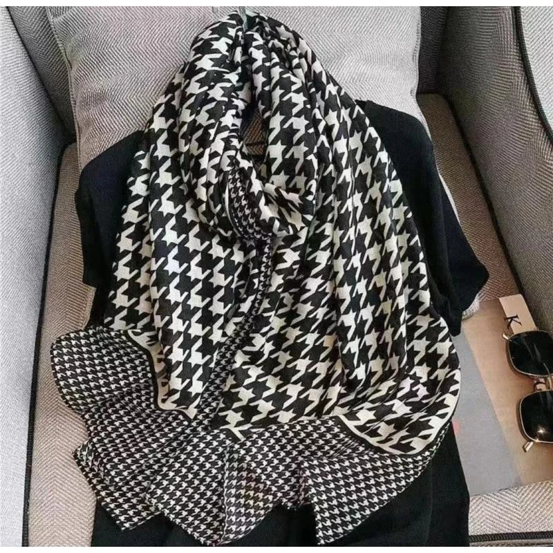 1 棉麻90x180左右丝巾长巾  千鸟格