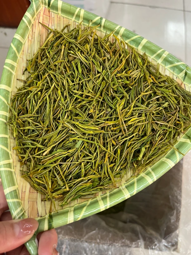 24年黄金芽2-0-0鲜甜爽口（500克送万象杯）