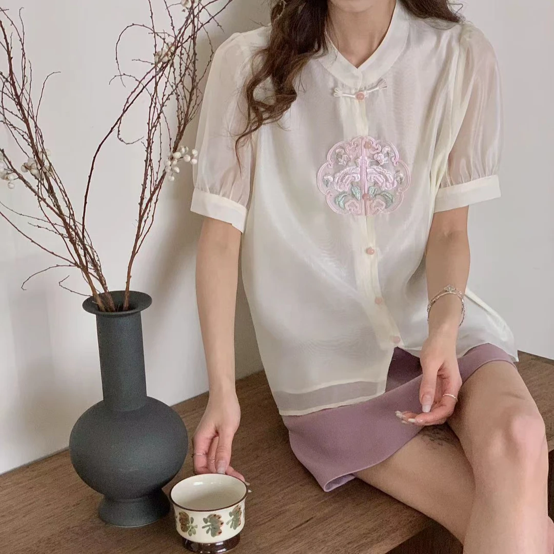 新中式复古国风中国刺绣立领盘扣小衫 C5375