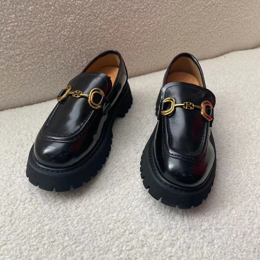 轻微胶味 介意勿拍）时尚休闲百搭圆头乐福鞋c2748