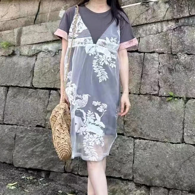 百搭舒适两件套宽松重工提花连衣裙C8076