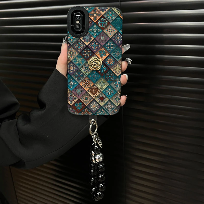 适用【苹果xs】五彩图腾ins风秋冬皮质创意全包网红防摔手机壳女款