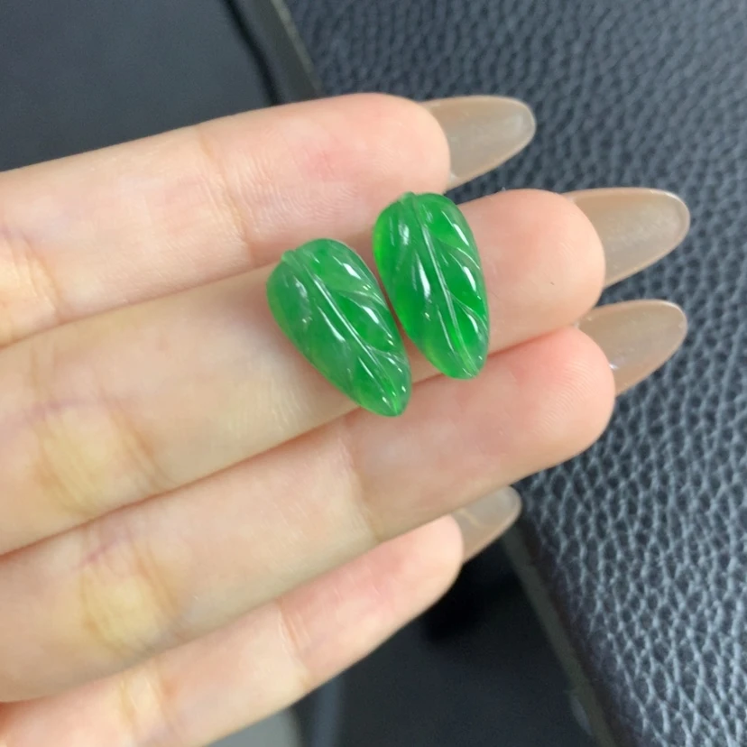 【闪购商品】翡翠吊坠(不含链)未镶嵌