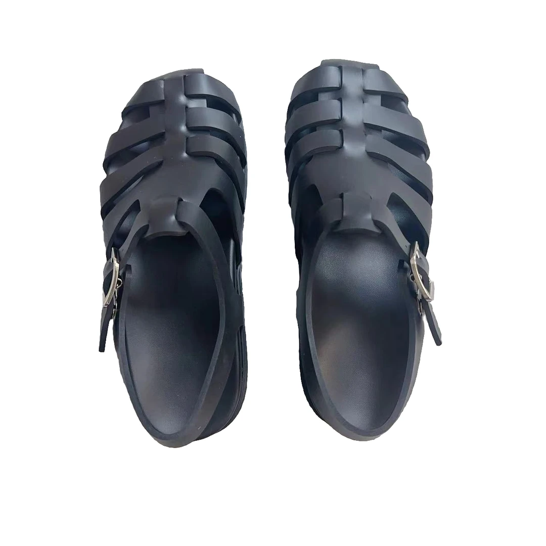 FM新款极简风编织时尚休闲夏季软底透气潮流防滑（ 地雷镂空凉鞋）