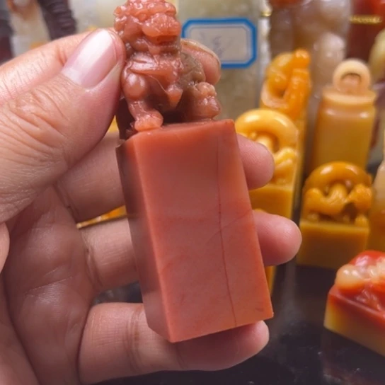 老挝石老挝石素章