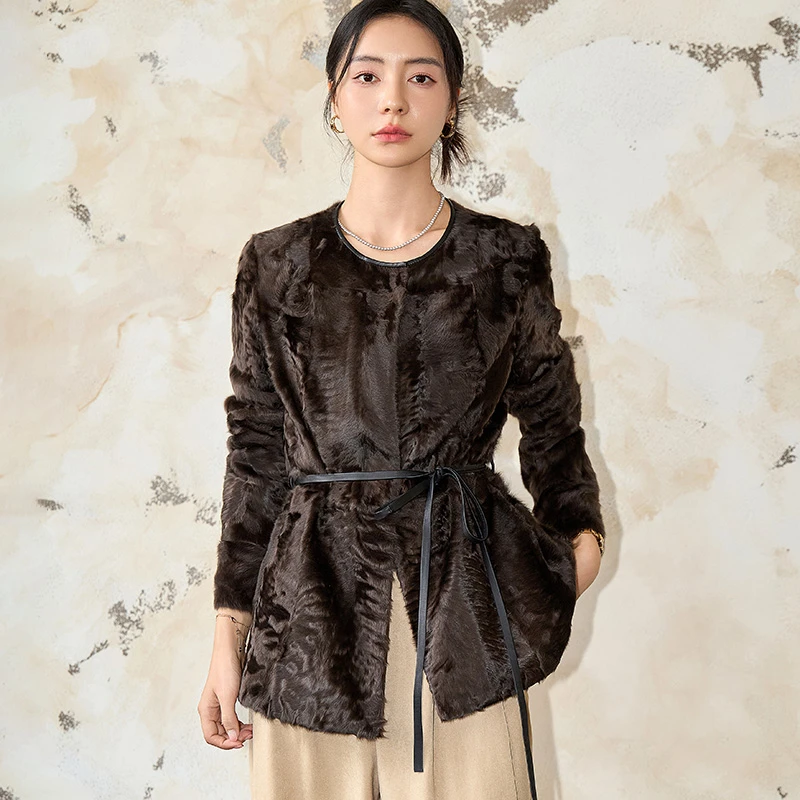 高级感轻薄圆领胎羊毛皮草外套女2024冬季新款象羔羊皮毛一体外套