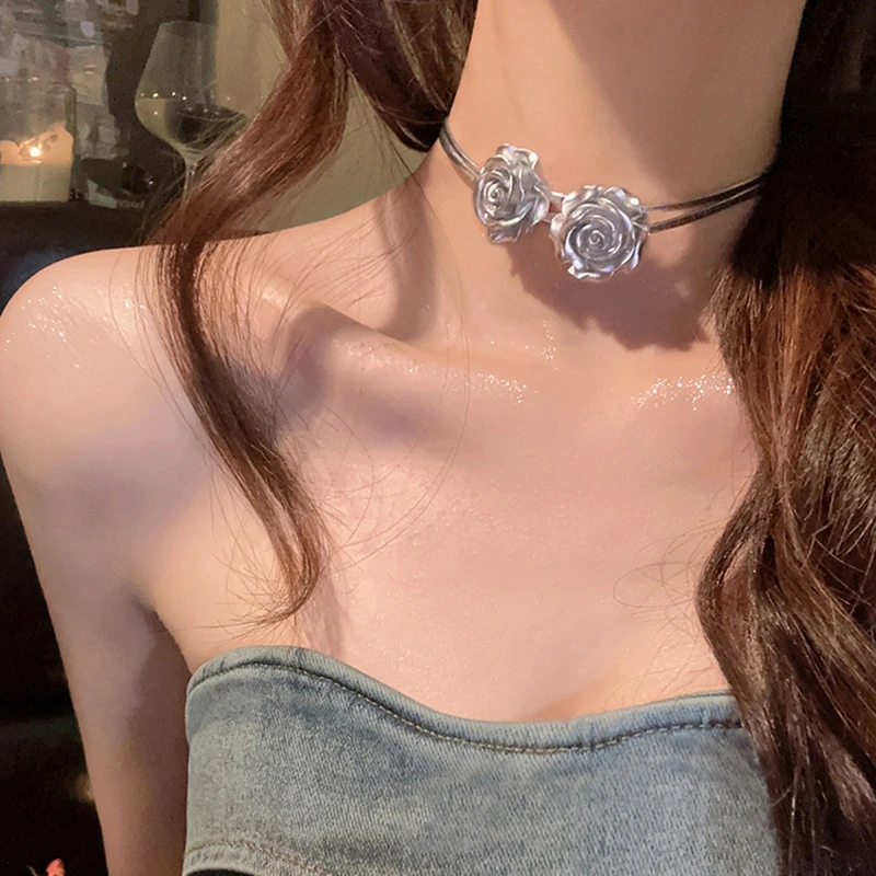 非金属布艺项链 夜幕舞曲银色玫瑰花锁骨链甜酷双层辣妹项链女