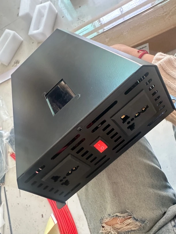 新款纯正炫波12-24-3000w逆变器