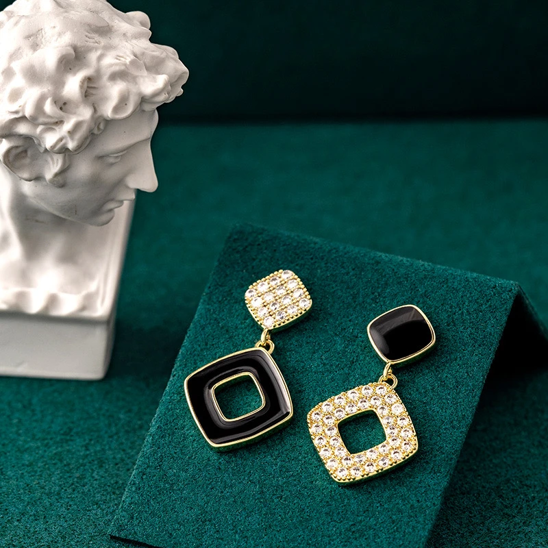 铜合金耳饰 福生记 金+黑短款耳坠FSTS2001005