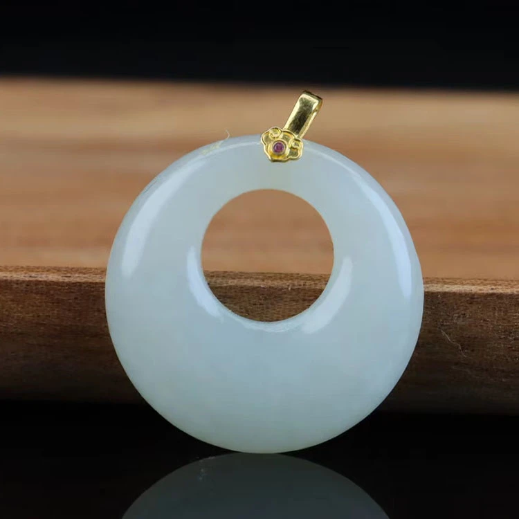 天然和田玉青海料贵妃扣吊坠18k镶精美挂坠玉石挂饰送礼