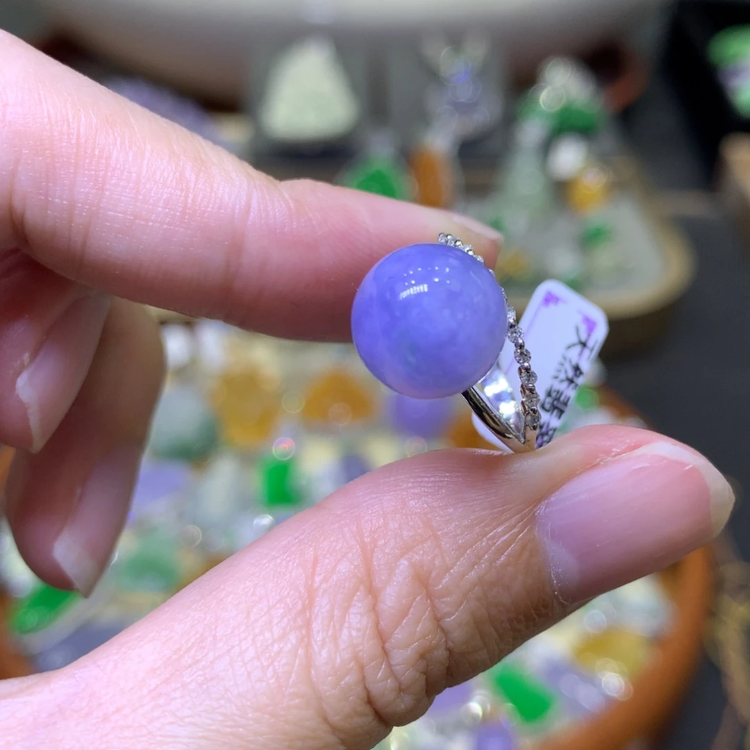 【闪购商品】翡翠颈饰18K金镶嵌翡翠吊坠项链