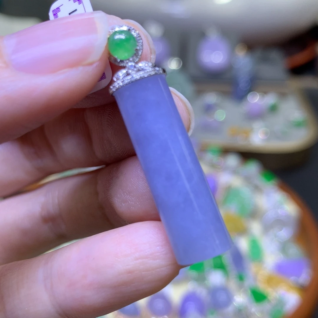 【闪购商品】翡翠颈饰18K金镶嵌翡翠吊坠项链