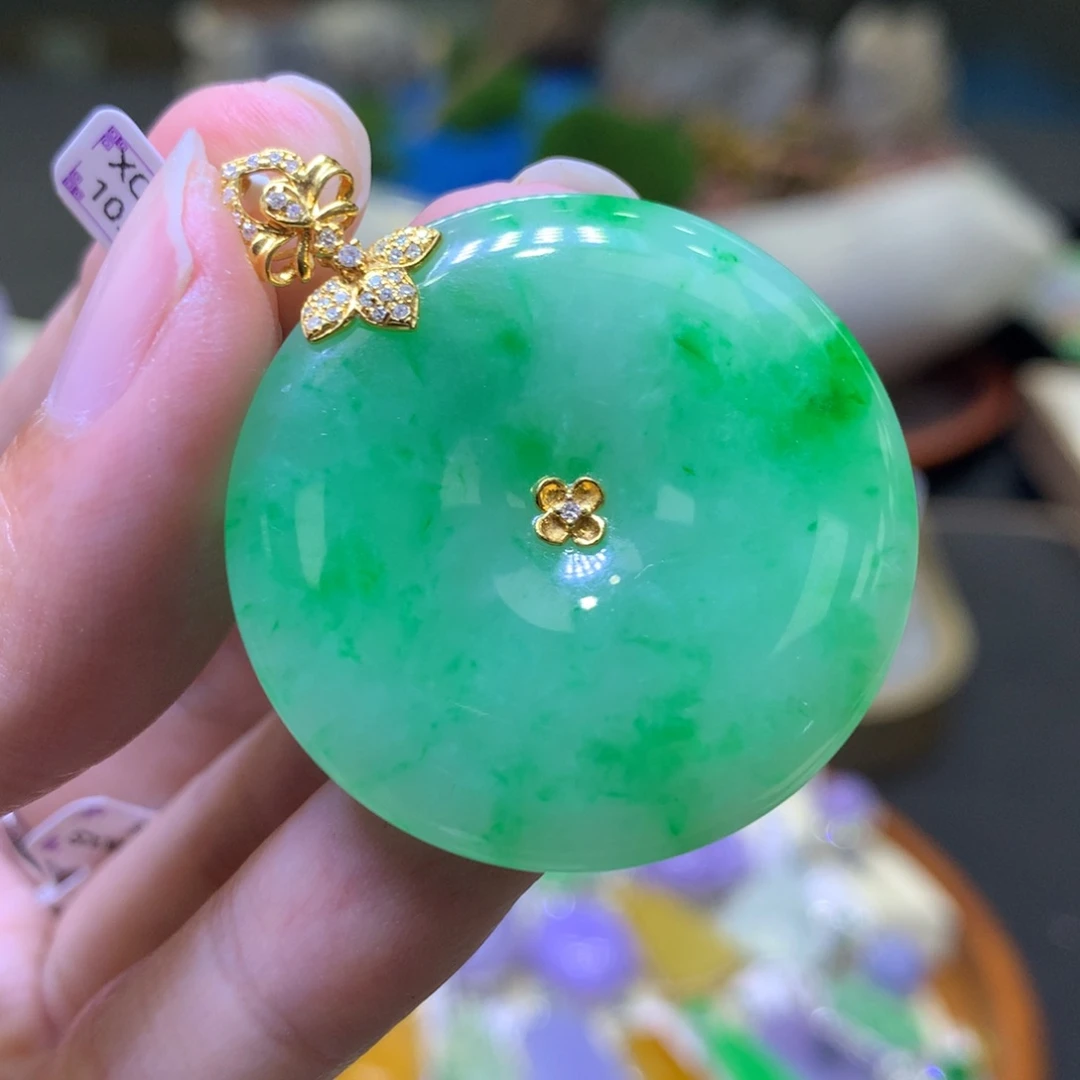 【闪购商品】翡翠颈饰18K金镶嵌翡翠吊坠项链