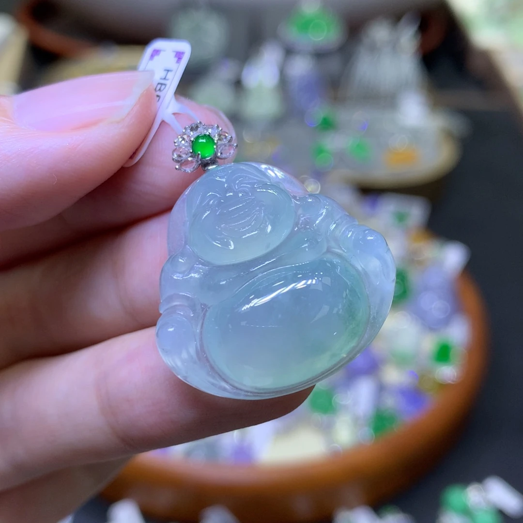 【闪购商品】翡翠颈饰18K金镶嵌翡翠吊坠项链