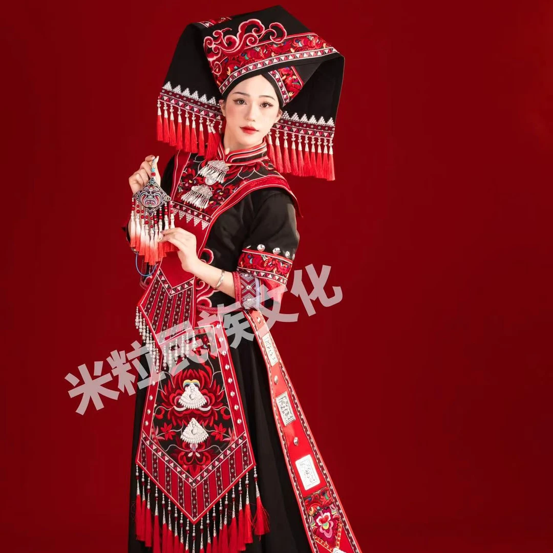 米粒新款黑色壮族盛装长裙歌手演出刺绣女装民族风传统长款