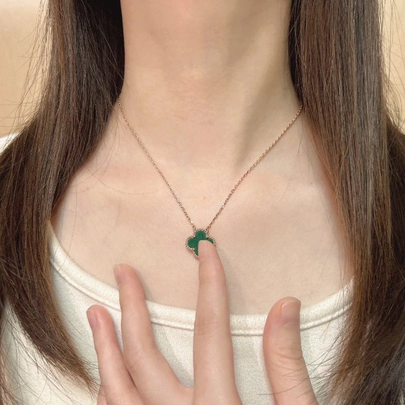 坠链均925银 四叶草项链绿色女款吊坠气质轻奢简约时尚百搭毛衣链