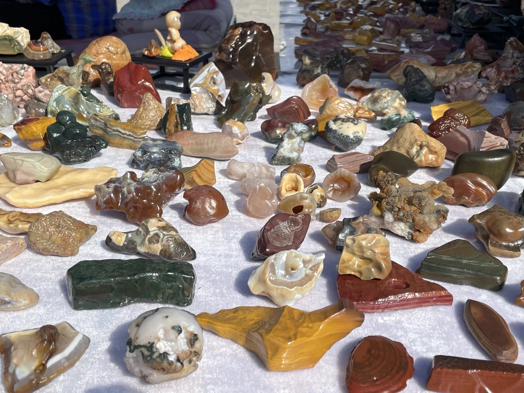 阿拉善银根戈壁石