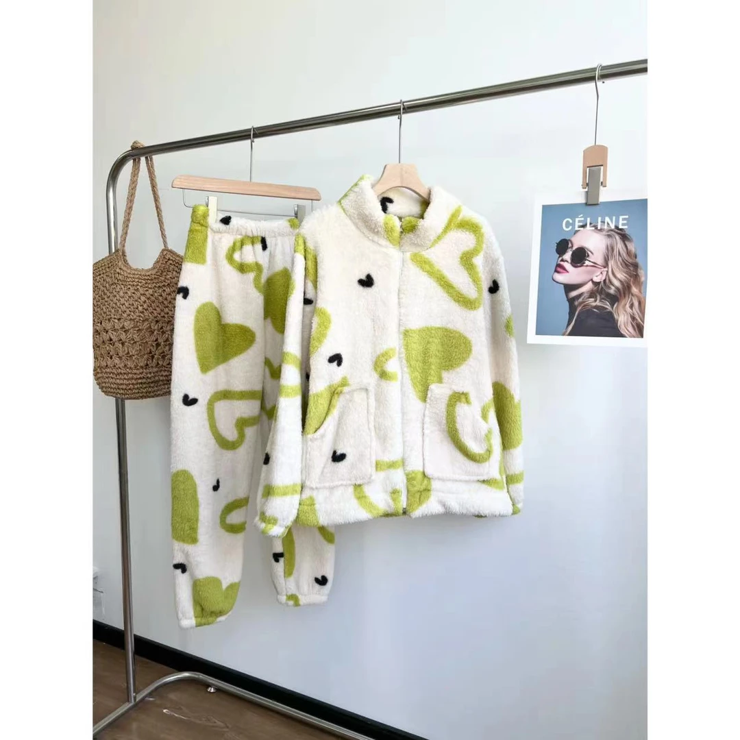 小静折扣~A613P   立领拉链爱心保暖家居服睡衣套装（卡码拍大）