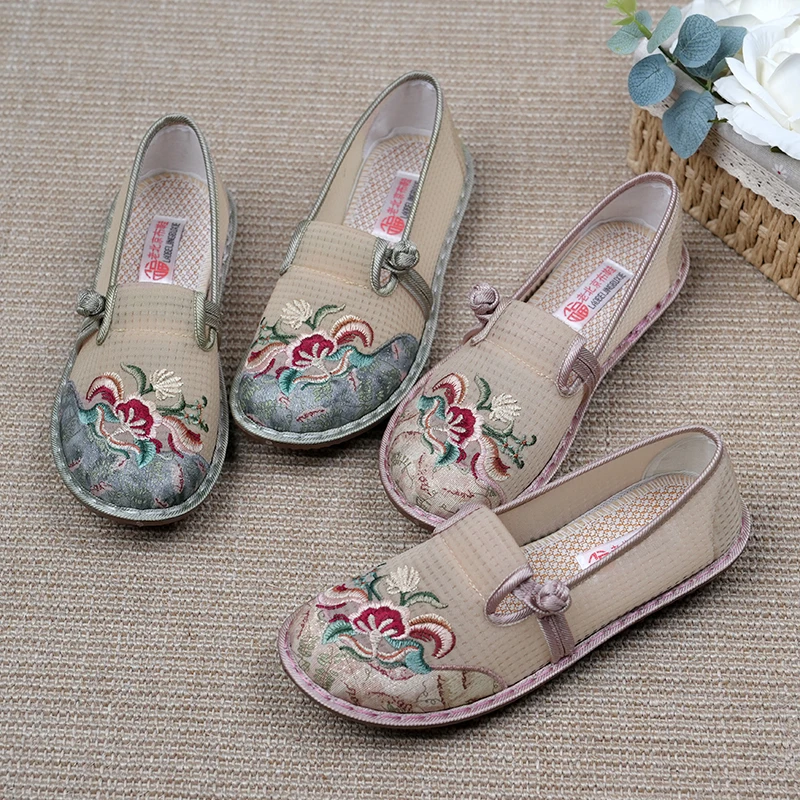 2024新款老北京布鞋网鞋汉服绣花鞋一脚蹬古风平底软底妈妈鞋