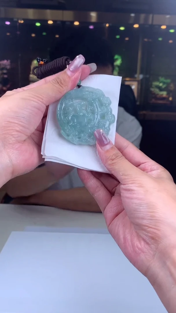 【闪购商品】定制翡翠未镶嵌挂件多样性发货（拍一发一）