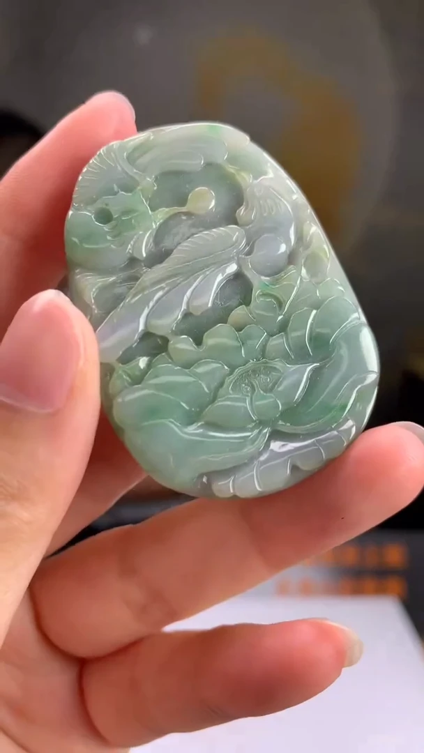 【闪购商品】定制翡翠未镶嵌挂件多样性发货（拍一发一）