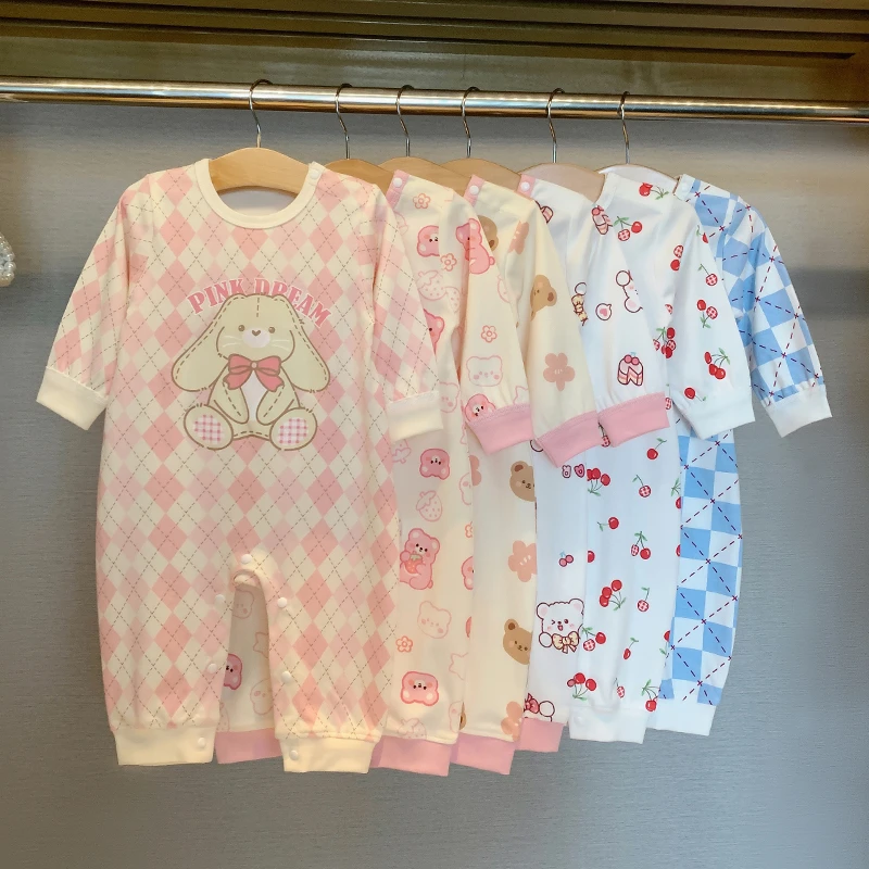 女童秋季长袖哈衣婴幼儿小童纯棉爬服连体衣新生儿宝宝春秋装外穿