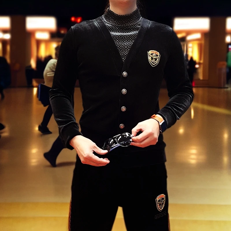 2024冬季金丝绒轻奢假两件修身潮流休闲弹力肌理感半高领卫衣