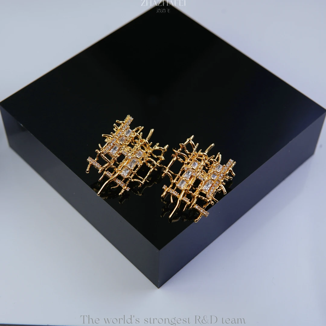 铜合金耳饰 溯源好物简约复古小众耳饰~1239