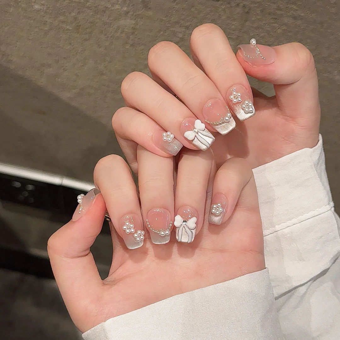 纯手工穿戴美甲少女奶油风冰糯蝴蝶结法式附近美甲成品可拆卸甲