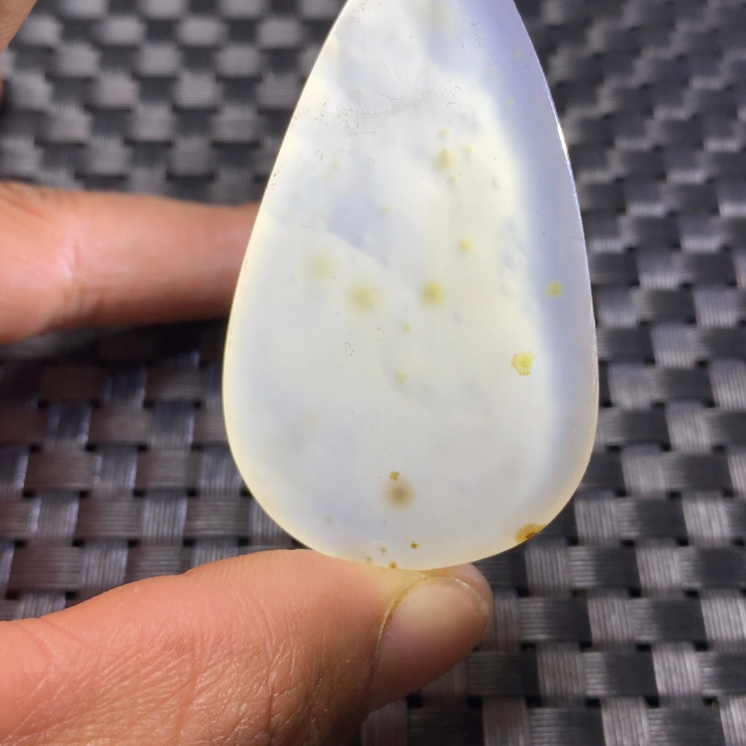 玛瑙/玉髓成品未镶嵌人***?