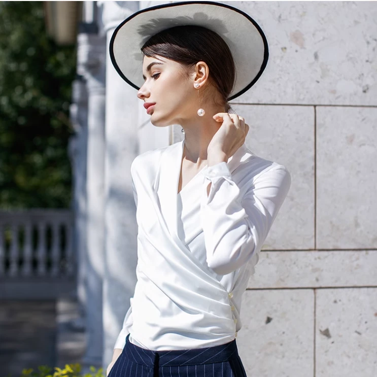 A时尚气质黑色衬衫职业装女通勤白领V领衬衣正装工作服春季B56