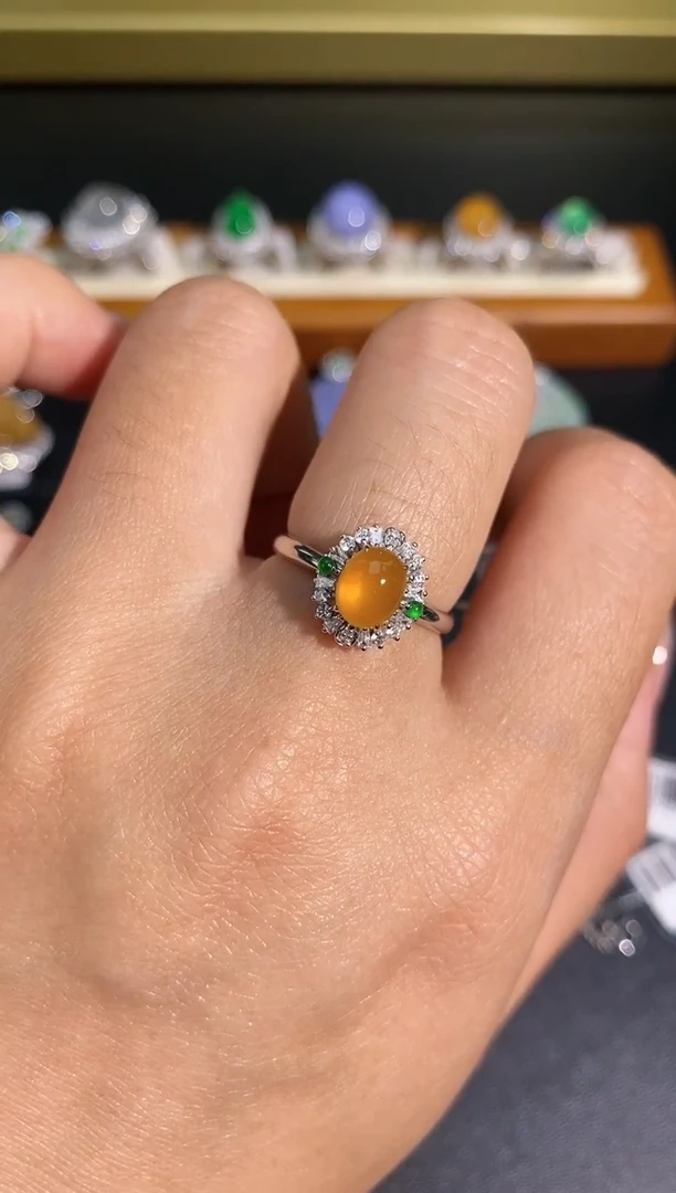 【闪购商品】翡翠戒指18K金镶嵌戒指