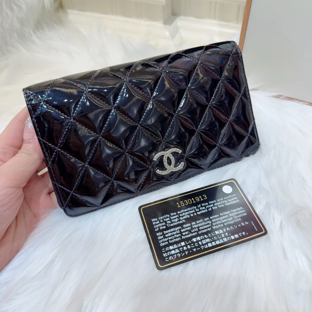 95新 Chanel/香奈儿 香奈儿漆皮长款钱包 gk286