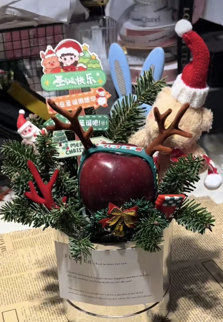 花店圣诞节大爆款，平安果抱抱桶小熊，高级