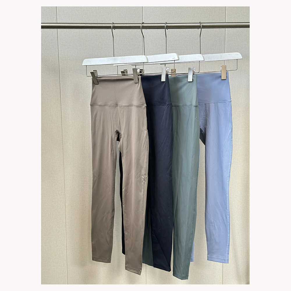 ZM1690   秋季新款纯色女士修身运动打底瑜伽裤