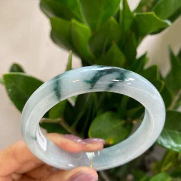 天然缅甸翡翠手镯