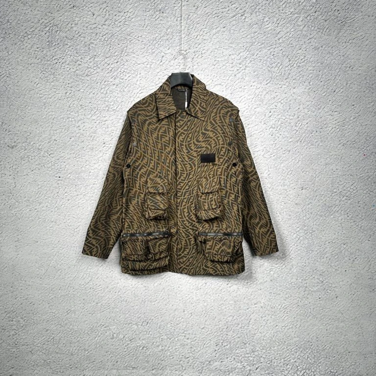 99 Fendi 芬迪花卉印花翻领排扣长袖夹克外套/46码