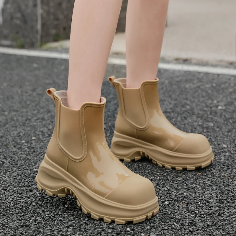 英伦风雨鞋女款时尚外穿中筒百搭雨靴新款网红增高水鞋软底防水鞋