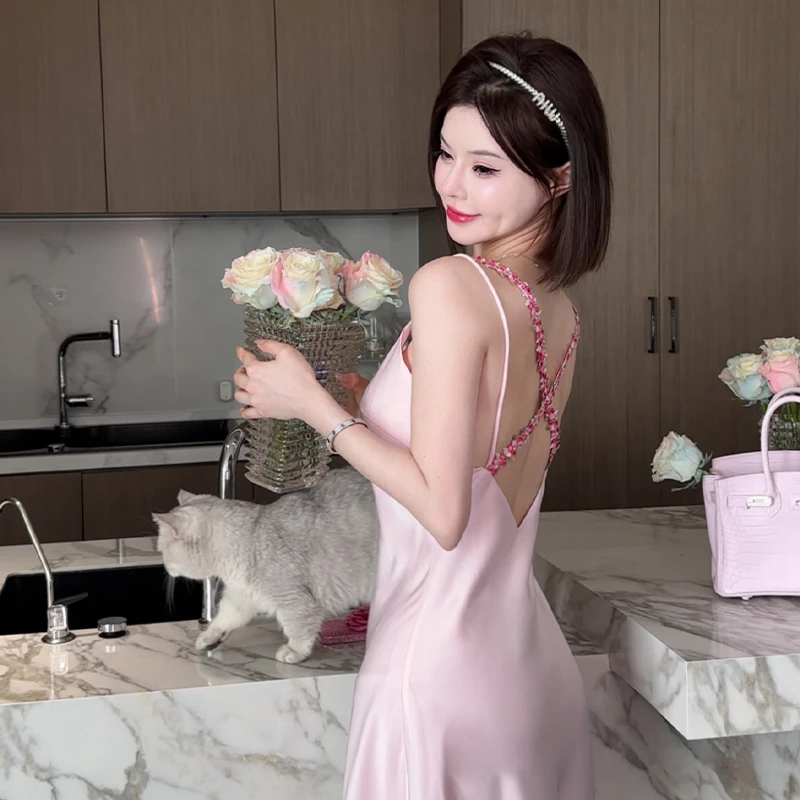 DIMDEVL/汀黛 夏日花园粉色气质柔光缎缎面吊带睡裙家居服