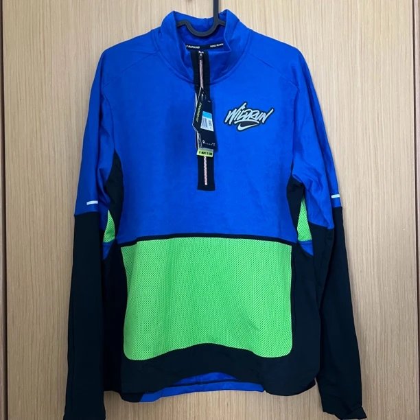 NIKE耐克成人速干运动上衣 男款
