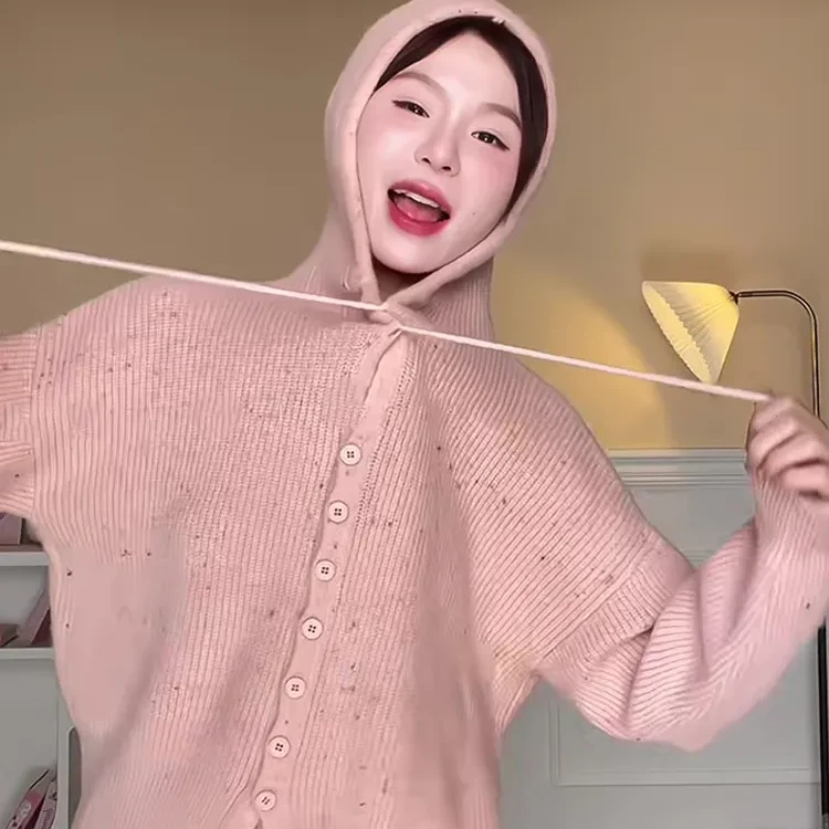 2025新款设计感小众软糯彩点连帽毛衣外套女小个子外穿洋气披肩