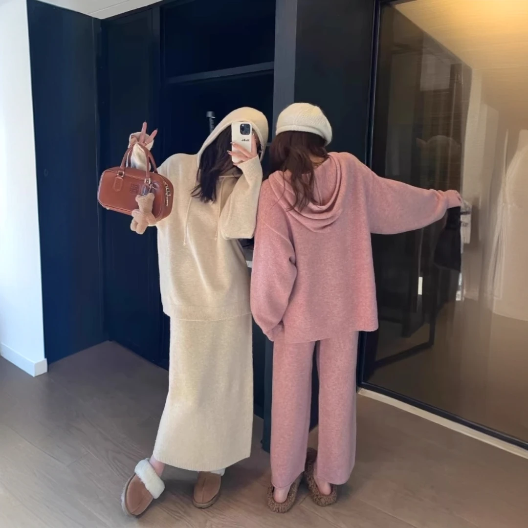2025秋冬新款慵懒风针织套装裙女厚款宽松休闲连帽毛衣时尚两件套
