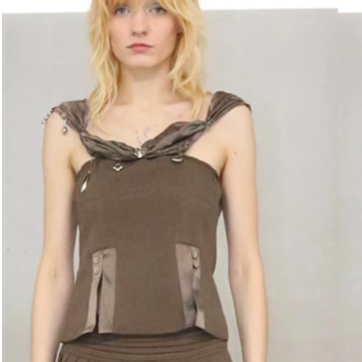 saddog 设计师品牌[output] 吊坠装饰抹胸