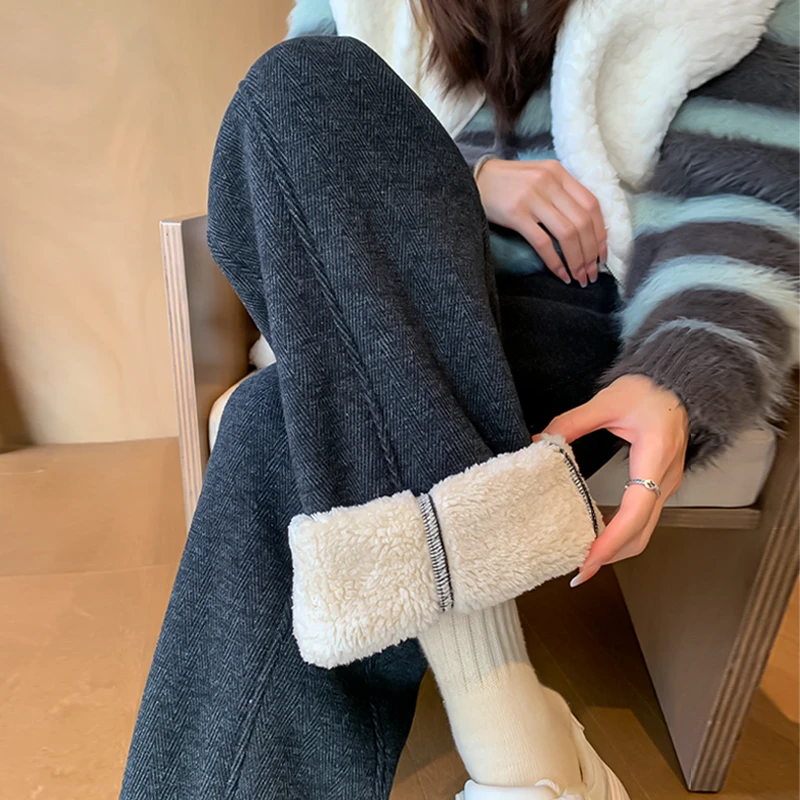 深灰色羊羔绒阔腿裤女秋冬加厚加绒女裤冬季新款加长窄版直筒裤子