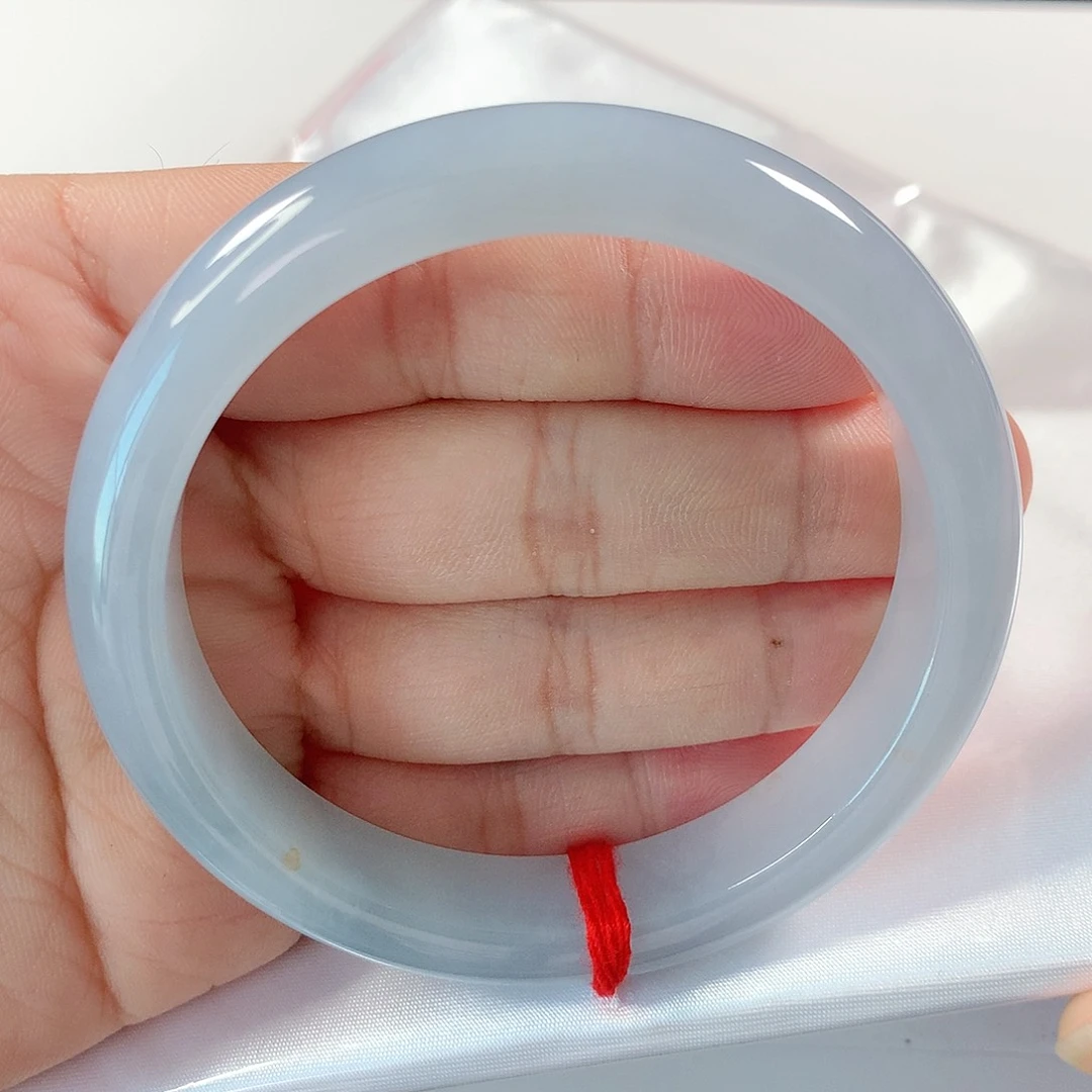 翡翠手镯未镶嵌正圈⑦②